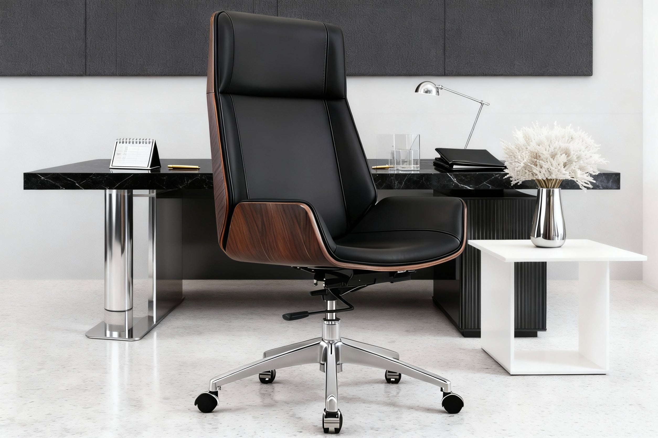 Modern Executive Chair with Supportive Backrest